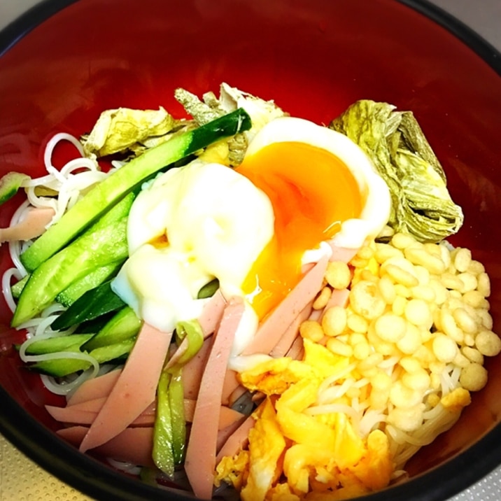 昨日の残りのそうめんのぶっかけ